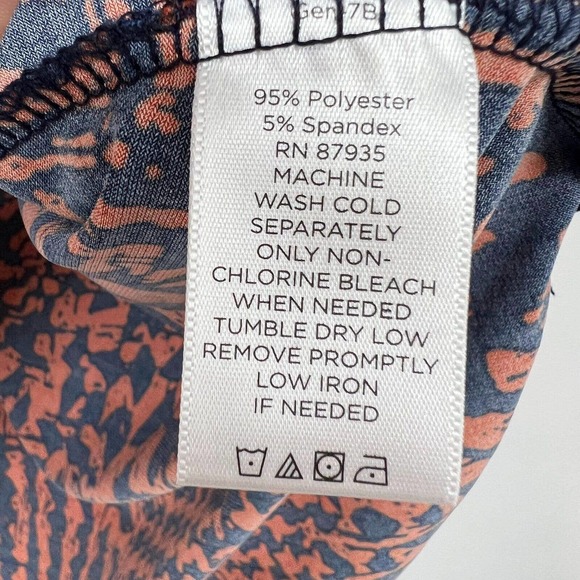 SUSAN GRAVER Tops Womens XL Red Navy Blue Geometric Print Ruched Vented Stretch - Picture 9 of 9